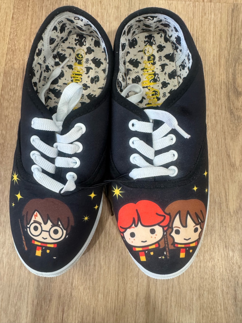 Black Women's Canvas Lace-Up Sneakers with Harry Potter Character Print Accents